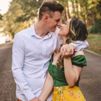 Lois, 32 years oldAnchorage, USA